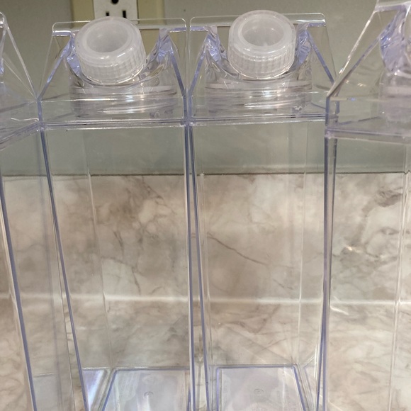 Milk Carton - Picture 9 of 11